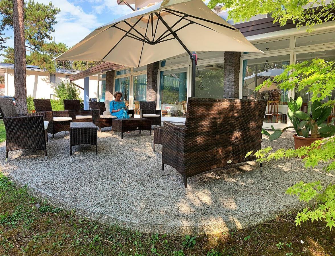 Hotel Olympia Lignano Sabbiadoro Exterior foto